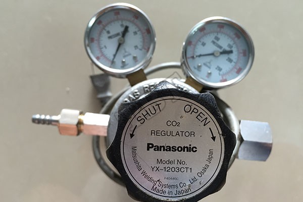 Đồng Hồ CO2 Panasonic